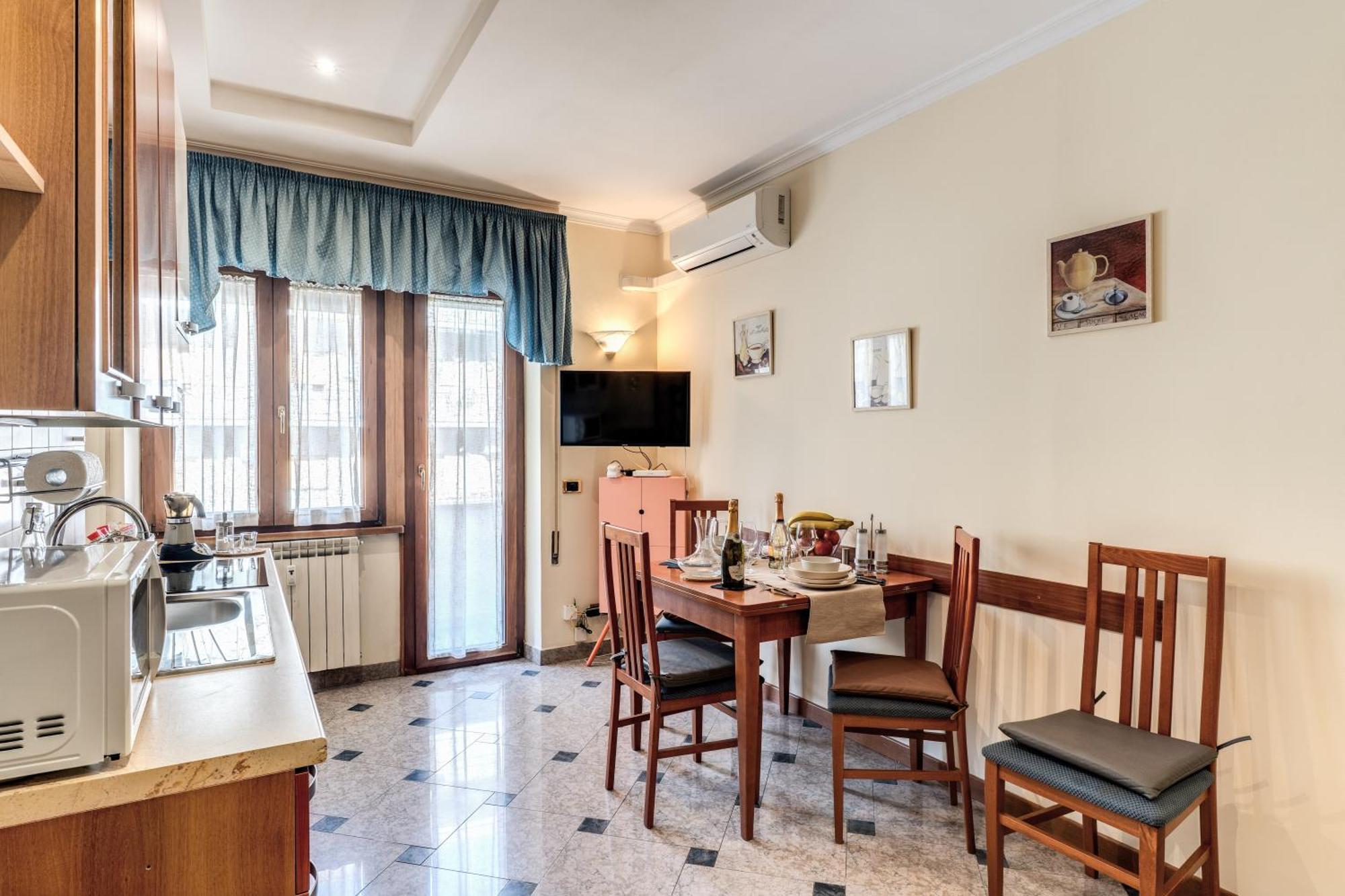 Residenza Amoroma Casa vacanze Roma